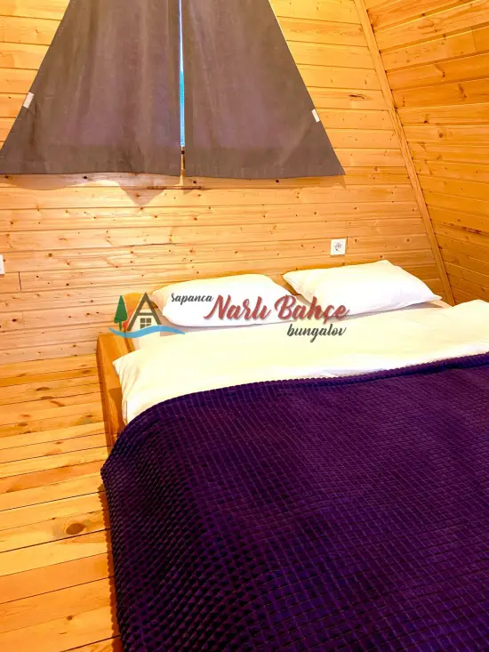 Jakuzili Deluxe Bungalov