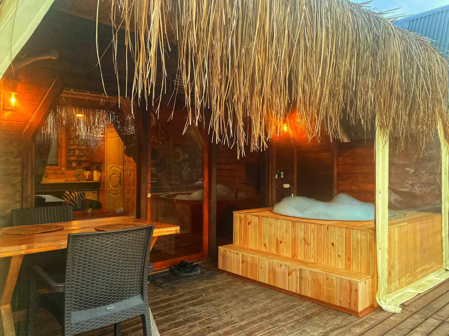 Jakuzili Bungalov